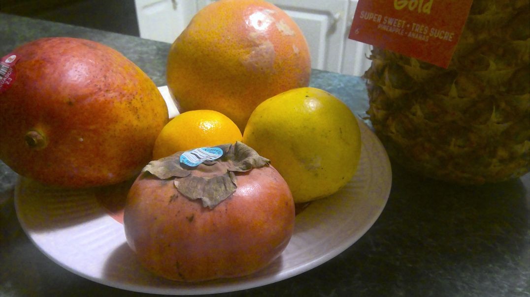 Shalom Living Tid Bits: Exotic fruits for a Dark Winter