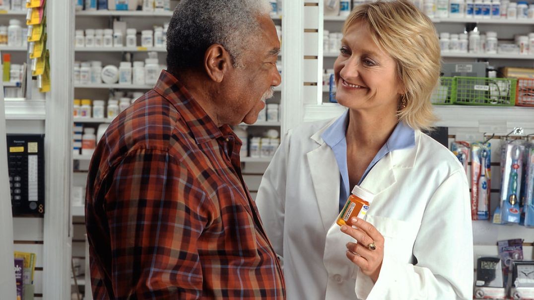 ShalomLivingTidBit: Pharmacist Forced to Tell Truth About Kids VAX