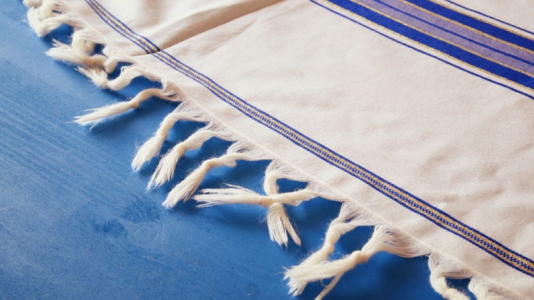 SHOULD LAW KEEPERS WEAR FRINGES