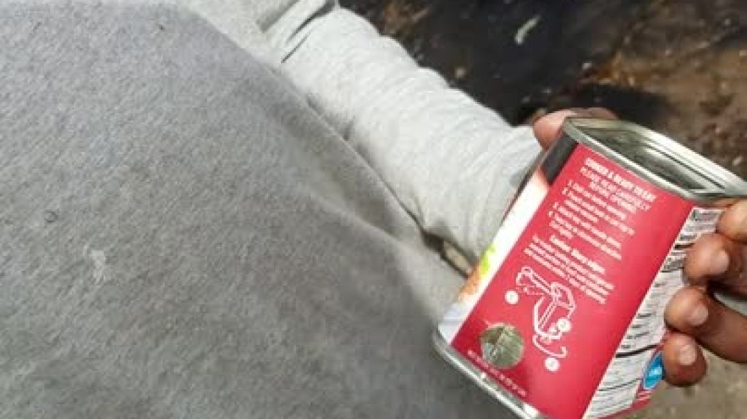 How to Open Corned beef Cans Bully Beef Prep 9 year old Pookyboo teaches