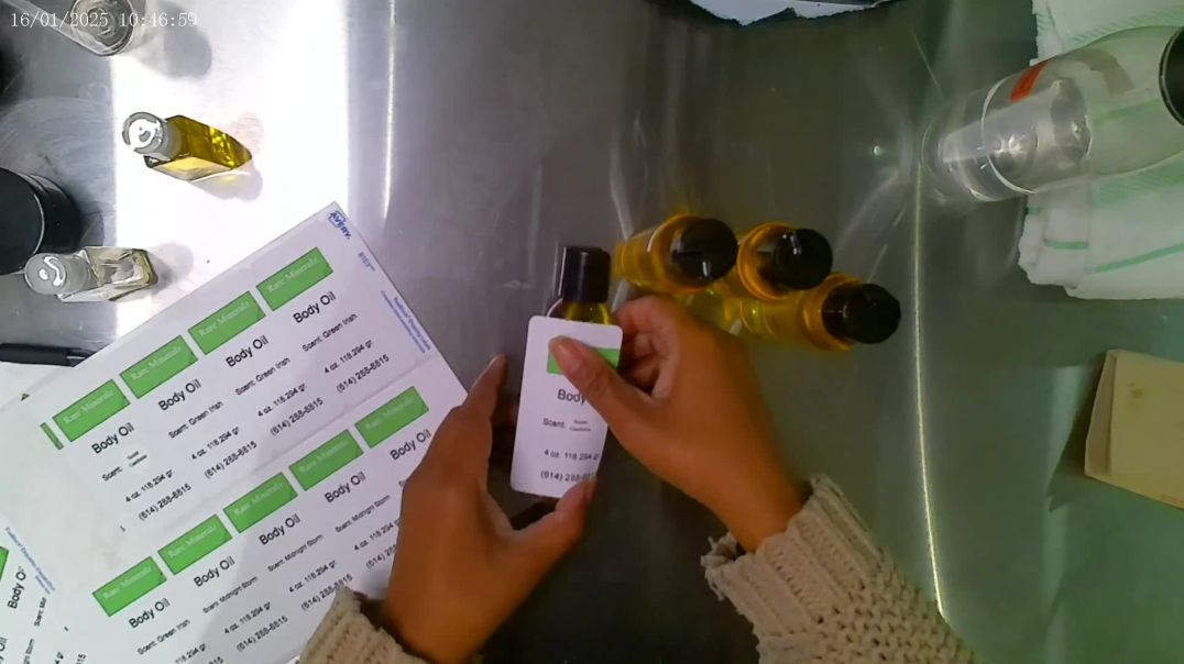 Making Gardenia Body Oil